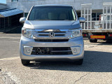 安心して長く乗れる高品質な中古車を常時100台以上展示してます。もし、欲しいクルマが置いてなければ、気軽に声をかけてください。ご希望の車を全国から探します!