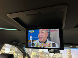 【フリップダウンモニター】付き☆後部座席に座りながら大画面でTVやDVDをお楽しみいただけます♪