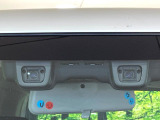 【スズキ セーフティサポート】走行中に前方の車両等を認識し、衝突しそうな時は警報とブレーキで衝突回避と被害軽減をアシスト。より安全にドライブをお楽しみいただけます。