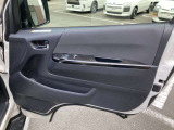 当店の車はルームクリーニング施工済み!納車前には手がけWAX、室内仕上げ清掃で納車をおこなっております!