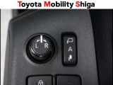 駐車時に便利なスマ-トキ-連動オ-ト格納式ドアミラーを装備しています。施錠すると自動的にドアミラーを格納する便利な機能です!