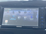 地上デジタル放送やFM・AM、Bluetooth AUDIOなど、複数の音源が画面に表示されています。使いたい音源を選びやすく、日々の移動中にお好みの音楽やラジオを楽しめます。