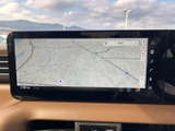 地図が画面いっぱいに表示され、周辺の道路や現在地を見渡しやすい表示です。目的地を検索してルートを確認したいときにも活用でき、初めての場所へのお出かけを支えます。