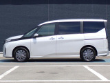 オリックス認定中古車は御納車前に全車12または24ヶ月月点検を実施しオイル、エレメント、全ワイパーゴム、エアコンフィルターは無条件で新品に交換致します。安心の充実整備です。