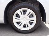 ★純正ホイールキャップ★車体の雰囲気と合っているのは純正品ならではですね!