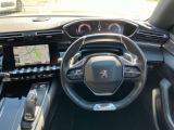 小径ハンドル運転しやすいですよ!スピードメーターもハンドルの上から見えます。