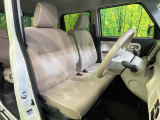 運転席シート廻りは使用感も少なく、良好な状態となっています。丁寧に使われていたことがよくわかりますね。