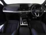Audiのインテリアはエクステリア同様、優れたデザイン性とクオリティ、そして機能性を兼ね備えております。