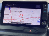 嬉しいナビ付です♪これで遠出も安心です。目的地まで連れて行ってくれます。ドライブが楽しくなりますね。