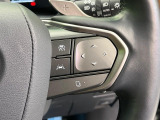 【レーダークルーズコントロール】高速道路での長距離走行が楽に!!自動で速度を保つクルーズコントロールが、衝突軽減システムと連携し、前方の車両を感知して車間を保つように速度調節してくれます!!
