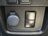 エンジンルームも綺麗に洗浄してから納車致します。普段あまり見ることが無い箇所だからこそ綺麗だと感動しますよね(*&acute;▽`*)