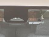 【トヨタセーフティセンス】走行中に前方の車両等を認識し、衝突しそうな時は警報とブレーキで衝突回避と被害軽減をアシスト。より安全にドライブをお楽しみいただけます。