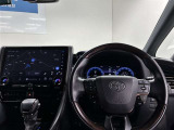運転する空間としても、くつろぎの空間としてもベストなインテリア。