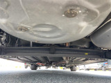 【下回り】目立つ錆や腐食もなくきれいな状態です!もちろん納車前には法定点検を実施致します!//