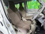運転席シート廻りは使用感も少なく、良好な状態となっています。丁寧に使われていたことがよくわかりますね。
