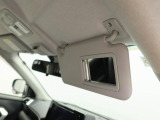 お車の点検・車検の案内やその後の調子伺いなど、担当スタッフがもれなく行います。