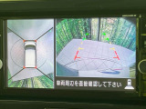 【アラウンドビューモニター】専用のカメラにより、上から見下ろしたような視点で360度クルマの周囲を確認することができます☆死角部分も確認しやすく、狭い場所での切り返しや駐車もスムーズに行えます。