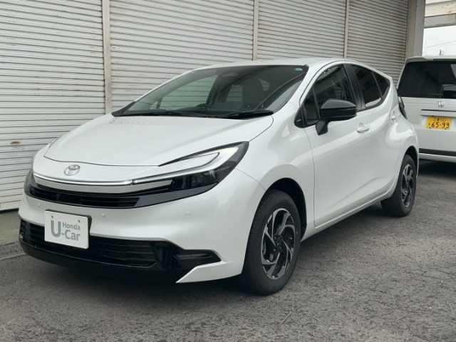 アクア  1.5 Z E-Four 4WD