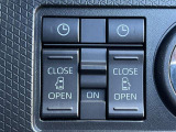 両側電動スライドドアのスイッチ付です。車内からもスイッチひとつで楽にドアの開閉が可能です。電動なので開閉時に力を使う必要がなく、半ドアになることもありません!