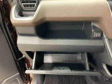 認定中古車はご購入から1年間・距離無制限の保証付き!(年式により6ケ月・距離無制限となります)