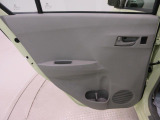店内はカフェのような雰囲気で、初めてご来店の方でもゆっくりおくつろぎ頂けると思います。(WEB展示場除く)