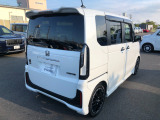 【車体写真】どのメーカーのお車でも、査定大歓迎です!その場で無料査定をさせていただきます。