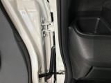 豊富に在庫を取り揃えています。 軽自動車からミニバン、セダン、SUV、話題のハイブリッド車などなど続々入荷中です!