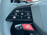 ●スイッチ類・ダイヤル類など細部までこだわりを感じ取れるインテリアです。Audiでは触感開発チームがございます。クリック感は操作する喜びを感じていただけます。