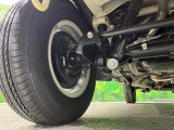 お車を安心してお乗りいただく為には、足回りの定期点検が欠かせません。サービスサポート(有償保証)では無料点検もご提供しており、安心のカーライフをお過ごしいただけるサポート体制が整っています。
