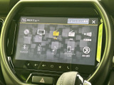 ディスクやラジオ、Bluetooth、USBなど、複数の音源を画面から選べます。使いたい項目がアイコンで並び、音楽の再生方法を切り替える際にも選択肢を確認しやすい装備です。