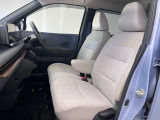 【車内ルームクリーニング済】専門スタッフにより車内はきれいにルームクリーニングを行っております。