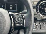 お車の色々な設定をハンドルのスイッチを押すだけで簡単に出来ます♪