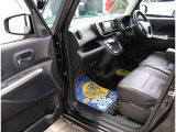 最大3年間のあんしん中古車保証サービスもご用意しております。
