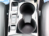 【車屋】として、長く車業界に従事した経験豊富なスタッフが多数在籍しております。
