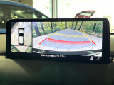 【360&deg;ビューモニター】専用のカメラにより、上から見下ろしたような視点で360度クルマの周囲を確認することができます☆死角部分も確認しやすく、狭い場所での切り返しや駐車もスムーズに行えます。