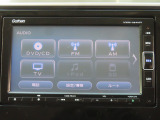 多彩なメディア再生。フルセグ、DVD再生、Bluetooth対応です。