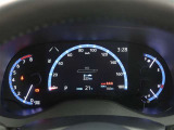 とっても見やすいメーターです。夜間時はラグジュアリーな気分にさせてくれる照明が魅力ですので、夜のドライブも楽しみになりますよ♪
