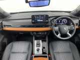 アウトランダー PHEV 2.4 P 4WD 本革シート