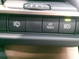 非常時やキャンプなどに役立つ AC100V/1500W コンセント付きです。