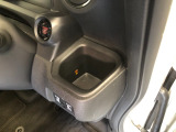 【ドリンクホルダー】こちらにドリンクホルダーがついています!