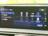 ラジオやCDのほか、USBやBluetoothなどの選択項目が画面に並びます。使いたい音源を表示から選べるため、日常の移動に合わせて活用できます。