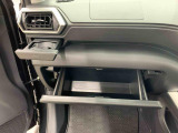 認定中古車はご購入から1年間・距離無制限の保証付き!(年式により6ケ月・距離無制限となります)