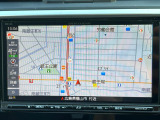 【純正ナビ】人気の純正ナビを装備しております。ナビの使いやすさはもちろん、オーディオ機能も充実!キャンプや旅行はもちろん、通勤や買い物など普段のドライブも楽しくなるはず♪