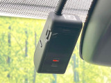 【ドライブレコーダー】ドライブレコーダー装備!走行中はもちろん、あおり運転や事故に遭遇した際、映像で記録し、万一のリスクに備えます。※記録用SDカードはお客様ご自身でご準備いただく必要があります。