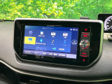 【ナビゲーション】目的地までしっかり案内してくれる使いやすいナビ。Bluetooth接続すればお持ちのスマホやMP3プレイヤーの音楽を再生可能!毎日の運転がさらに楽しくなります!!
