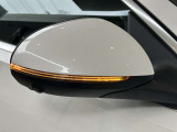納車前整備は、メルセデスベンツ国際認定メカニックによる最新の検査ライン等の施設が充実した当社工場で入念に行います。メルセデス・ベンツの定める厳しい基準をクリアしたお車のみをご案内させて頂きます。