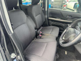当店は中古車販売だけでなく、車検の対応や整備はもちろん、板金からカスタマイズまで幅広いサービスを展開しております。お車に関してお困り・お悩みの方は一度ご相談ください!