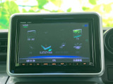 FM/AMやBluetooth Audioなど、選択できる音源が画面に表示されています。アイコンから使いたい項目を確認しやすく、普段の音楽再生やラジオ利用など、日々の移動に便利です。