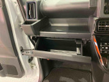 納車前にはプロのメカニックが点検、整備を行いますので安心してお乗り頂けます!!