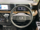【純正革巻きステアリング】上質な革を使用することで、手にしっかり馴染みとても運転しやすいハンドルです♪